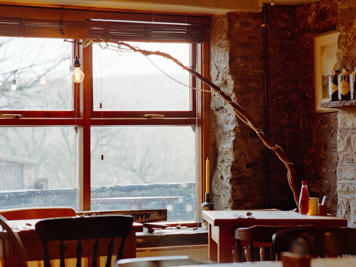 Window with fairy lights, Gwaelod y Garth Inn